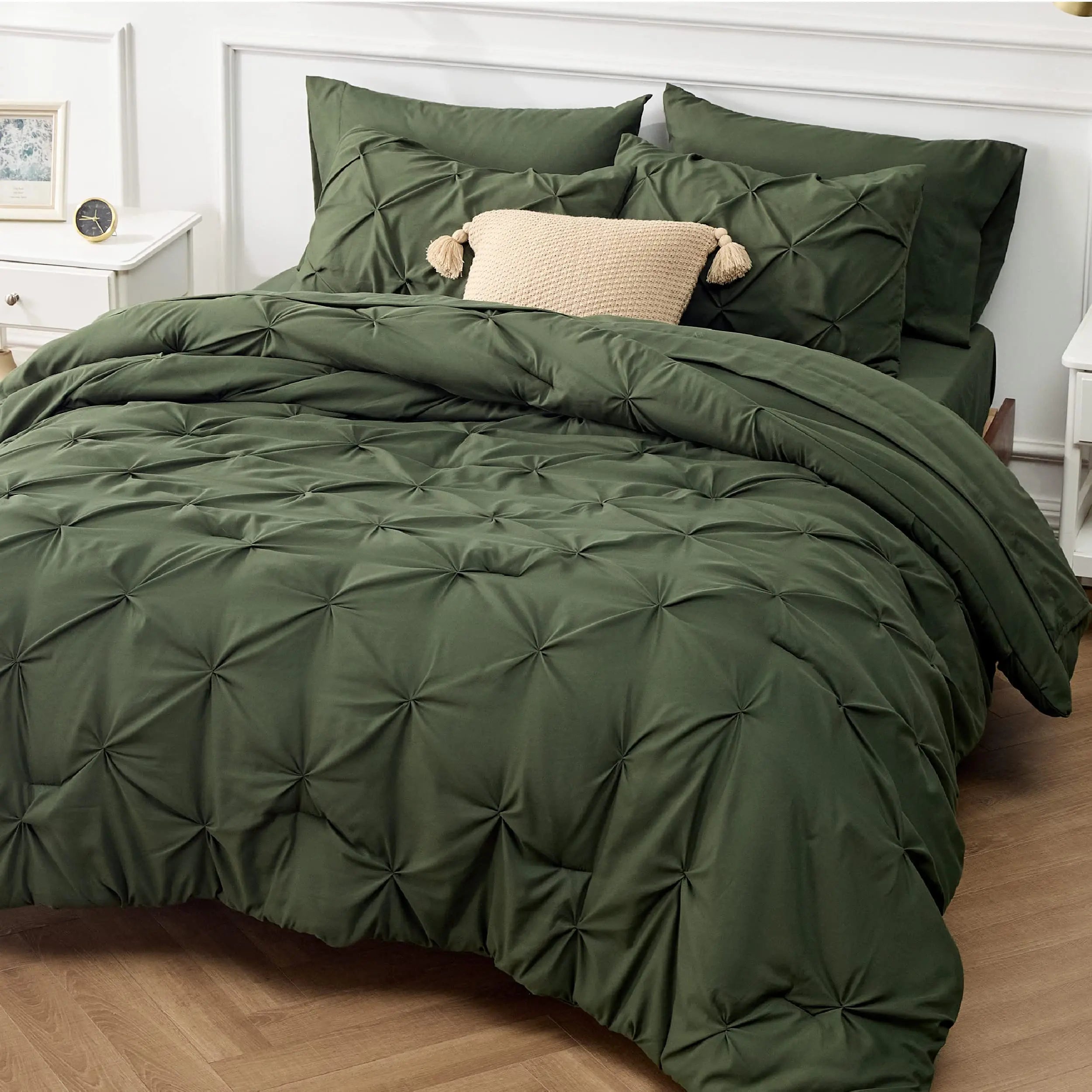 7PCS King Size Pintuck Comforter Set | Bedsure Cloud Soft Hotel Quality All Season Bedding